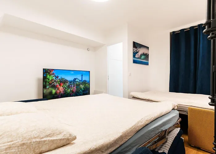 Loft 4 Bedroom Montmartre Pigalle Ac By Lcc Agency