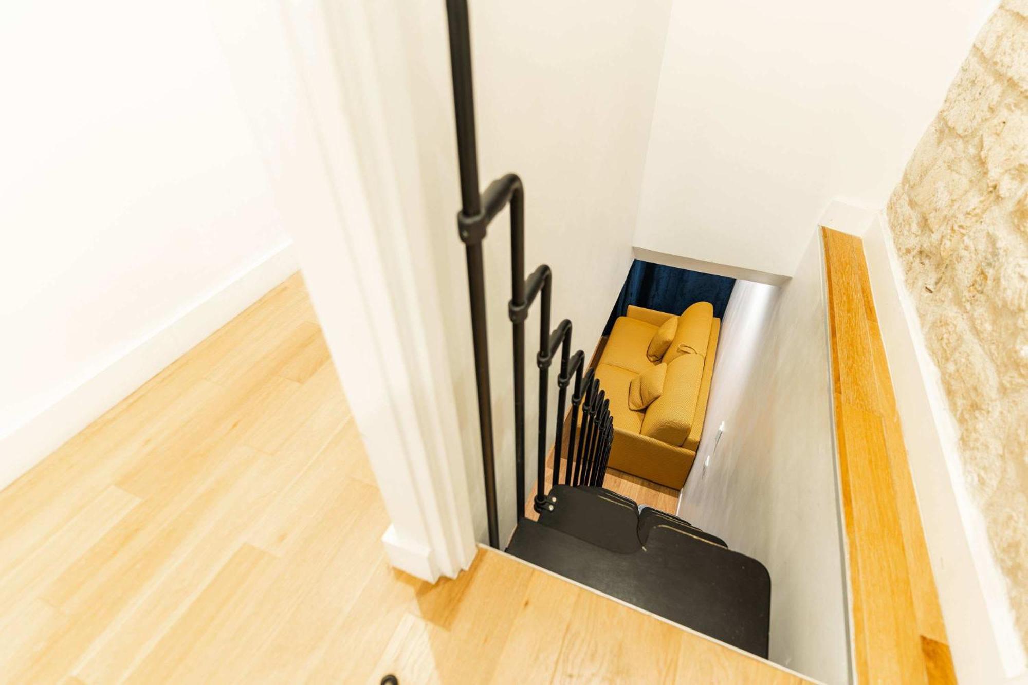 Loft 4 Bedroom Montmartre Pigalle Ac By Lcc Agency Parijs