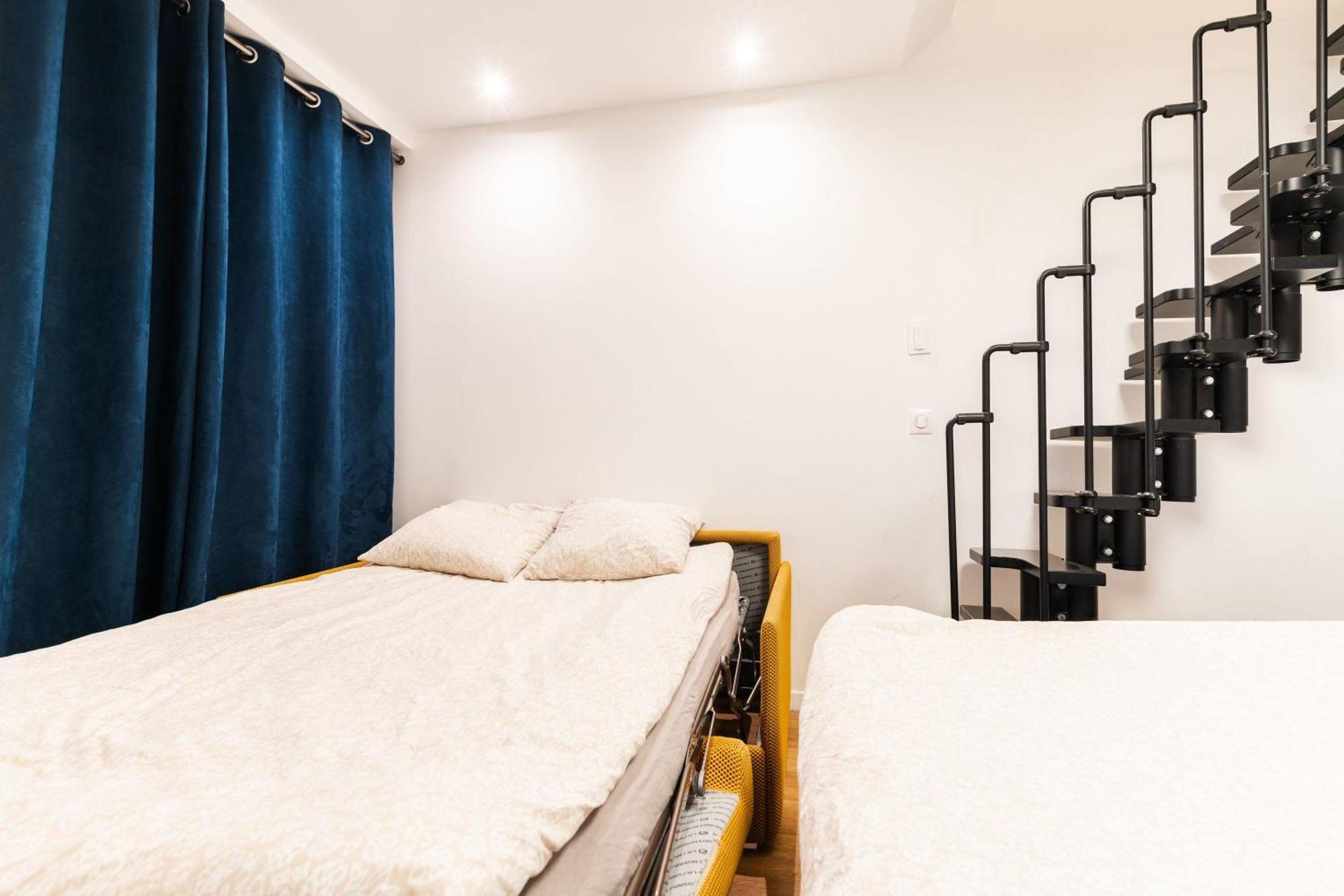 Loft 4 Bedroom Montmartre Pigalle Ac By Lcc Agency * Parijs