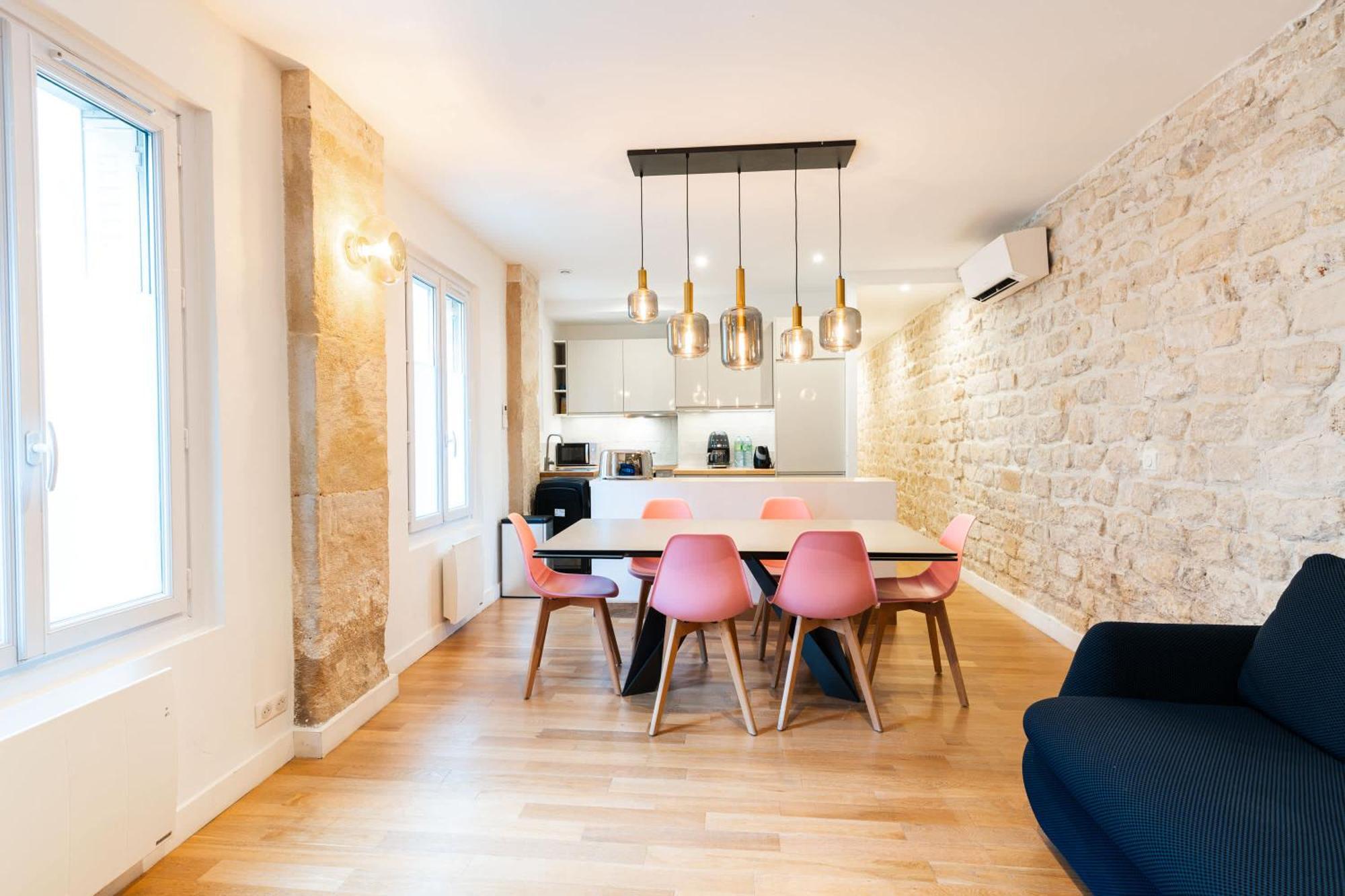 Appartement Loft 4 Bedroom Montmartre Pigalle Ac By Lcc Agency