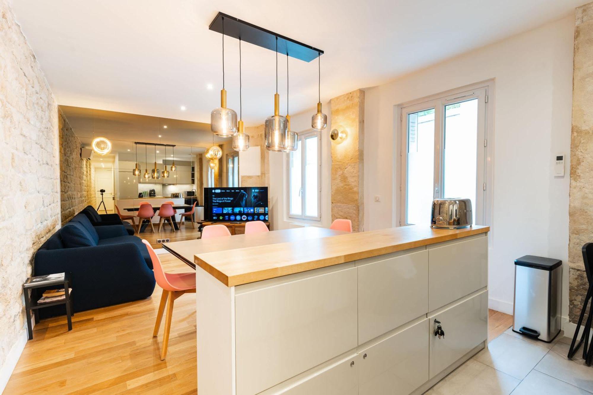 Loft 4 Bedroom Montmartre Pigalle Ac By Lcc Agency Appartement