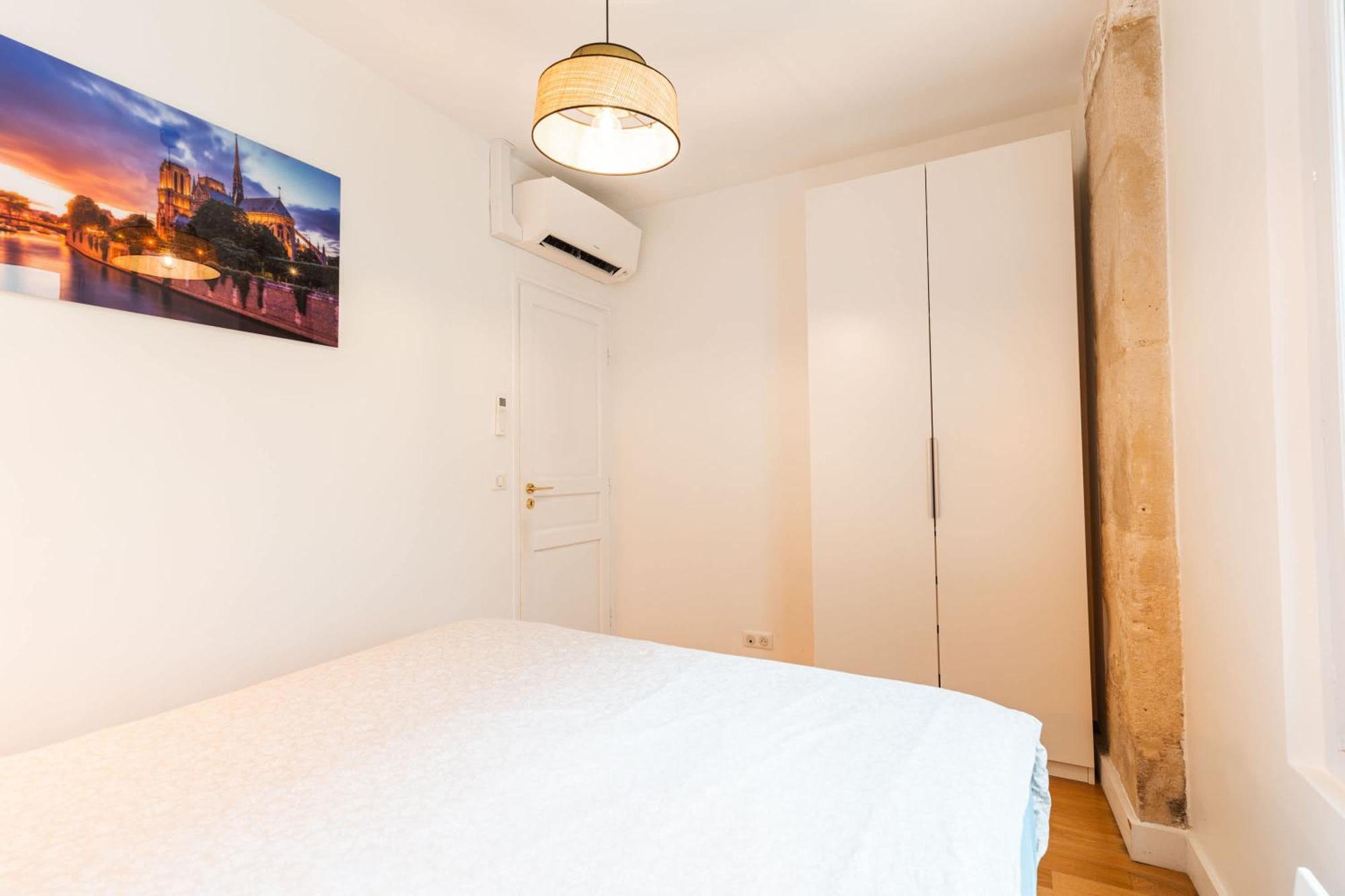 Loft 4 Bedroom Montmartre Pigalle Ac By Lcc Agency * Parijs